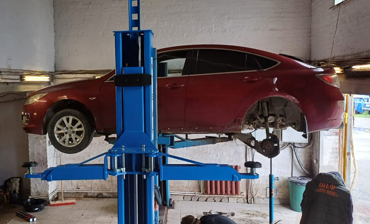 Установка двухстоечного подъемника ТЕМП TD4000R на СТО "Авто Микс" по адресу ул. Твардовского, 1, к.2